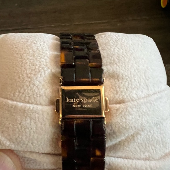 Kate Spade watch - Picture 3 of 4